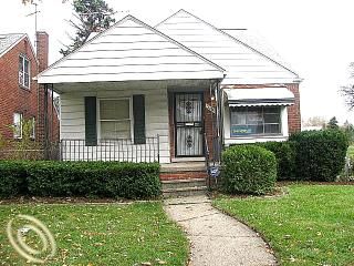 Foreclosed Home - 15051 MANNING ST, 48205