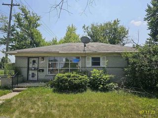 Foreclosed Home - 15308 MADDELEIN ST, 48205