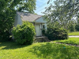 Foreclosed Home - 20000 ROWE ST, 48205