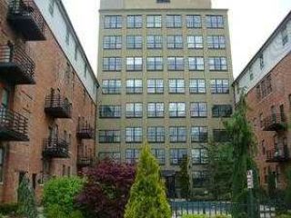 Foreclosed Home - 6533 E JEFFERSON AVE APT 429, 48207