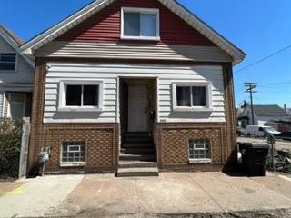 Foreclosed Home - 3408 MARTIN ST, 48210