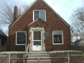 Foreclosed Home - 13206 CHAREST ST, 48212