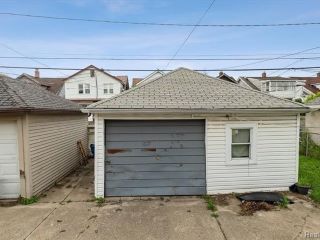 Foreclosed Home - 3187 LEHMAN ST, 48212
