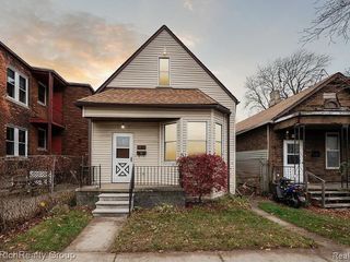 Foreclosed Home - 2213 VERMONT ST, 48216