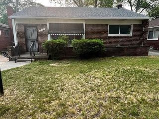 Foreclosed Home - 20040 WESTBROOK ST, 48219