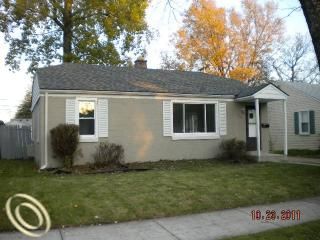 Foreclosed Home - 2400 HARRIS ST, 48220