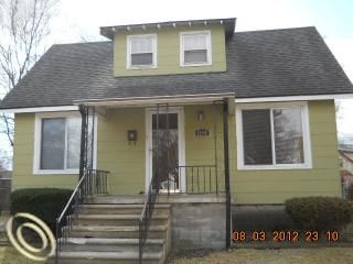 Foreclosed Home - 1595 ALBANY ST, 48220