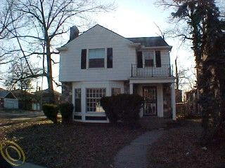 Foreclosed Home - 18903 PINEHURST ST, 48221