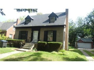 Foreclosed Home - 15124 Greenview Rd, 48223