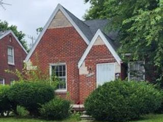 Foreclosed Home - 10327 ROXBURY ST, 48224