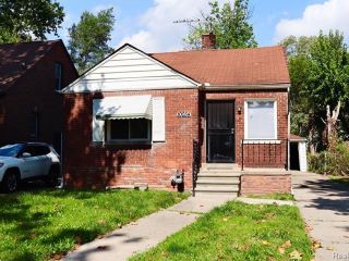 Foreclosed Home - 10034 GRAYTON ST, 48224