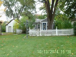 Foreclosed Home - 20925 Hollywood St, 48225