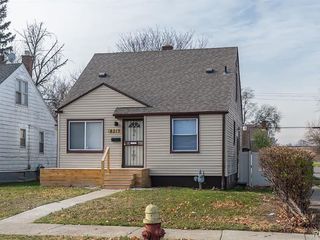 Foreclosed Home - 8319 PIERSON ST, 48228