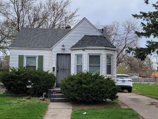 Foreclosed Home - 9106 WINTHROP ST, 48228