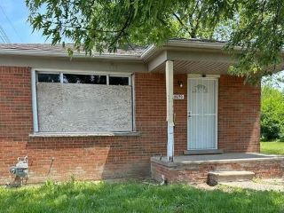 Foreclosed Home - 8690 VAUGHAN ST, 48228