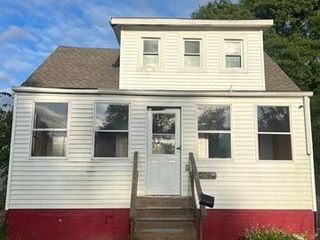 Foreclosed Home - 8068 FAUST AVE, 48228