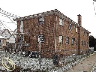 Foreclosed Home - 56 Auburn, 48229