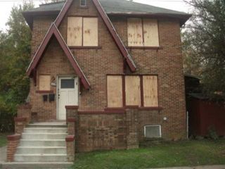 Foreclosed Home - 6220 E ROBINWOOD ST, 48234