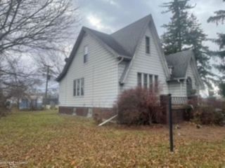 Foreclosed Home - 3010 KALSH ST, 48234