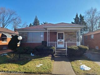 Foreclosed Home - 8136 ALMONT ST, 48234