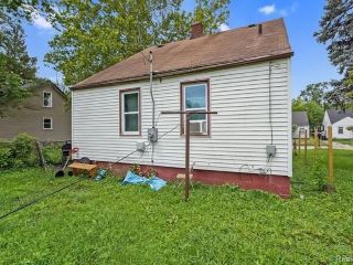 Foreclosed Home - 20258 CALDWELL ST, 48234