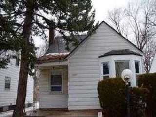Foreclosed Home - 15830 Curtis St, 48235
