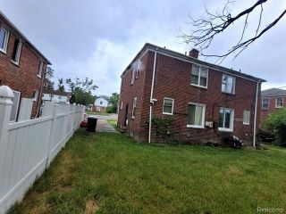Foreclosed Home - 18675 GREENFIELD RD, 48235