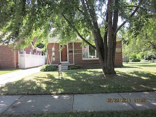 Foreclosed Home - 24445 SHERMAN ST, 48237