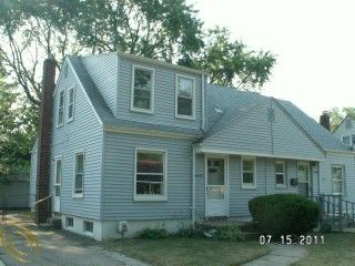 Foreclosed Home - 24652 CLOVERLAWN ST, 48237