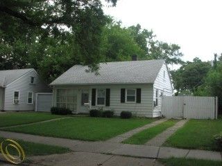 Foreclosed Home - 10400 ALBANY ST, 48237