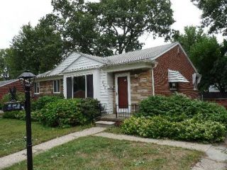 Foreclosed Home - 8421 NORTHFIELD BLVD, 48237