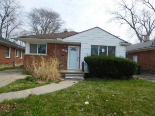 Foreclosed Home - 23836 Moritz St, 48237