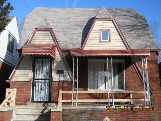Foreclosed Home - 14870 PINEHURST ST, 48238