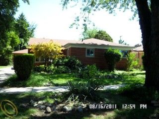 Foreclosed Home - 9032 LENORE, 48239