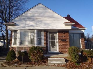 Foreclosed Home - 9941 W PARKWAY ST, 48239