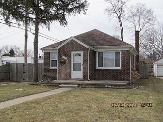 Foreclosed Home - 17125 WAKENDEN, 48240