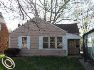 Foreclosed Home - 18617 FIVE POINTS ST, 48240