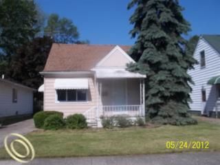 Foreclosed Home - 18637 DALBY, 48240