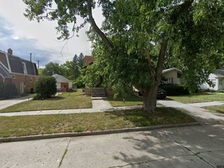 Foreclosed Home - 19465 FIVE POINTS ST, 48240