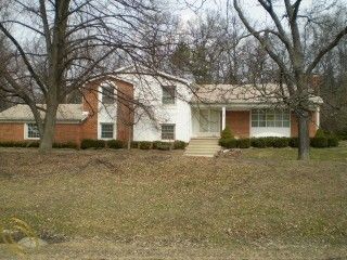 Foreclosed Home - 4466 PINE TREE TRL, 48302