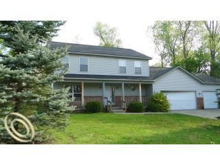 Foreclosed Home - 1674 W SQUARE LAKE RD, 48302