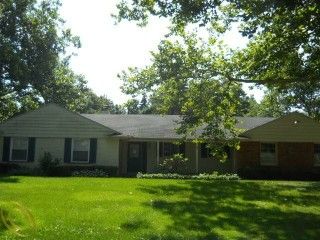 Foreclosed Home - 1052 ROCK SPRING RD, 48304