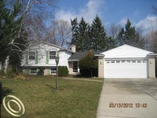 Foreclosed Home - 579 FOX RIVER DR, 48304