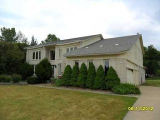 Foreclosed Home - 1615 SHAKER HEIGHTS DR, 48304