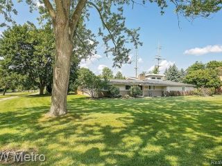 Foreclosed Home - List 101374636