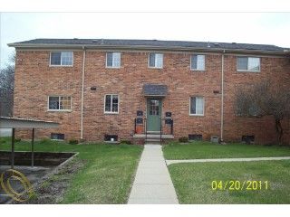 Foreclosed Home - 454 ROMEO RD UNIT 227, 48307