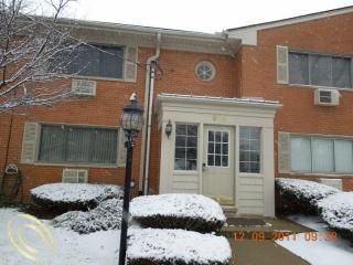 Foreclosed Home - 810 PLATE ST UNIT 105, 48307