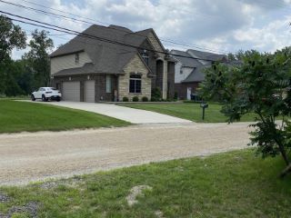 Foreclosed Home - List 101337513