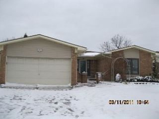 Foreclosed Home - 38956 LOWELL CT, 48310