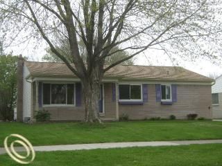 Foreclosed Home - 40274 KRISTEN DR, 48310